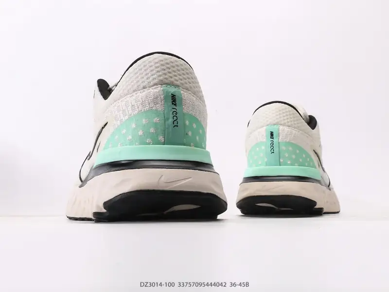 Nike Chaussures de running Amorti DZ3014-100 #33757095444042