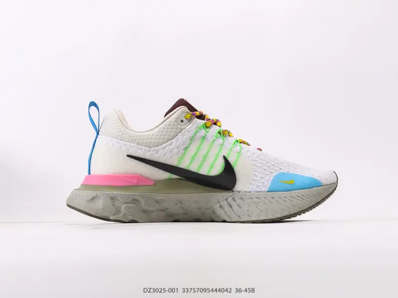 Nike Chaussures de running Amorti DZ3025-001 #33757095444042