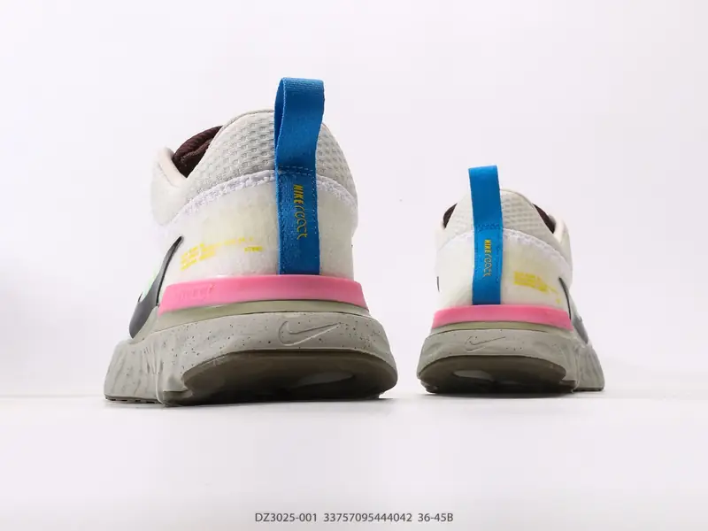 Nike Chaussures de running Amorti DZ3025-001 #33757095444042