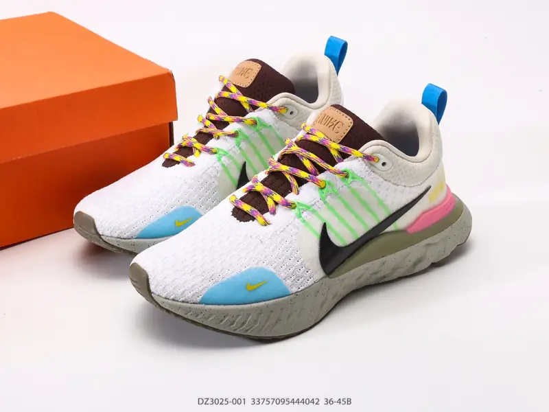 Nike Chaussures de running Amorti DZ3025-001 #33757095444042