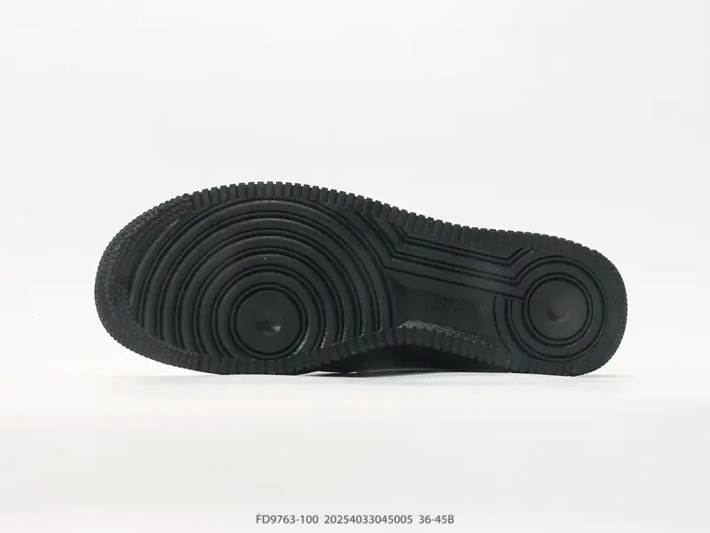 耐克Nike Air Force 1'07 Low 空军一号 低帮百搭休闲运动板鞋 柔软、弹性十足的缓震性能和出色的 FD9763-100 #20254033045005