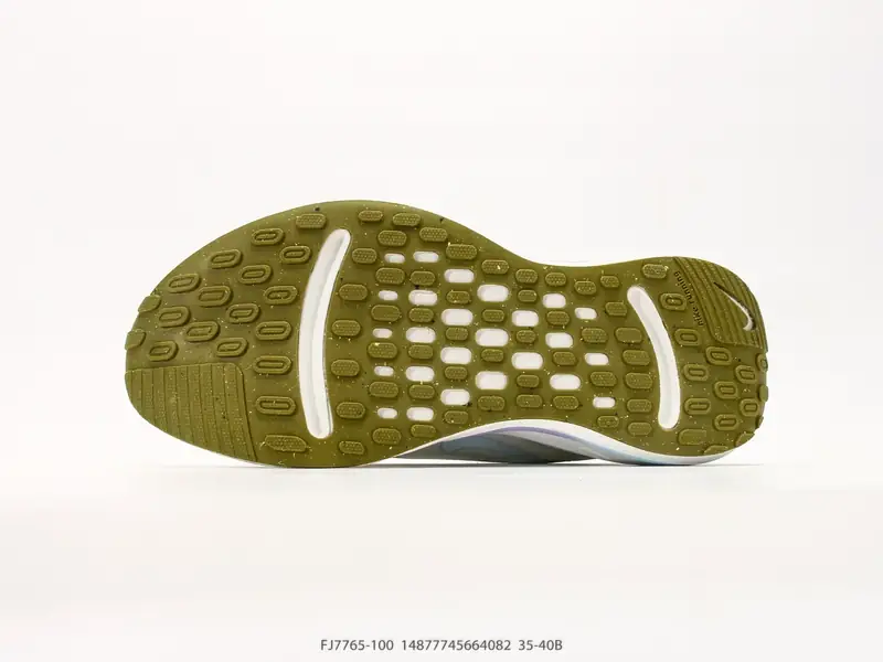 Nike Journey Run 耐克 轻便透气 缓震舒适 运动跑步鞋 使用了新型的缓震材料 脚感偏韧 FJ7765-100 #14877745664082