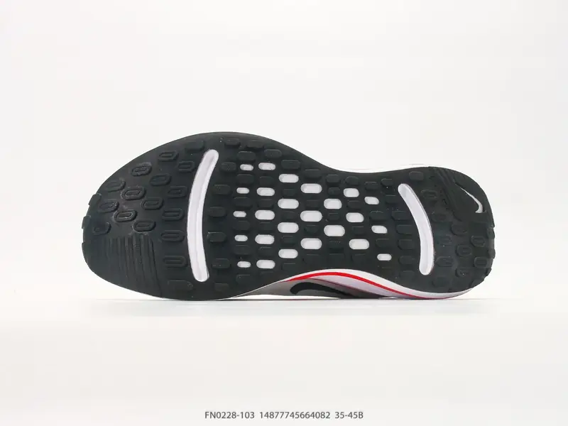 Nike Journey Run 耐克 轻便透气 缓震舒适 运动跑步鞋 使用了新型的缓震材料 脚感偏韧 FN0228-103 #14877745664082