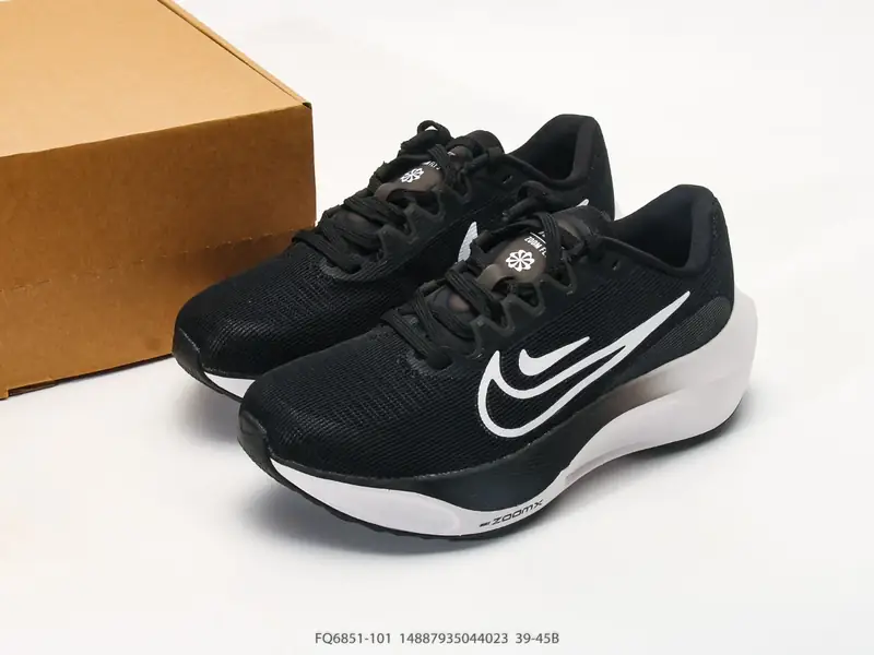 Nike Chaussures casual Amorti Léger FQ6851-101 #14887935044023