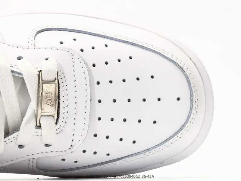 Nike Chaussures de sport Rétro Amorti Surélevé FZ8784-100 #14817655394062