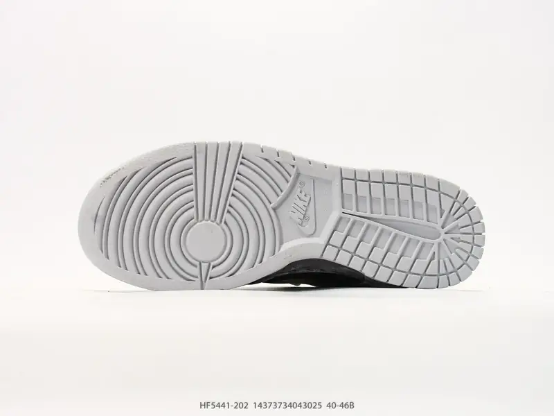 Nike Chaussures de sport Basse HF5441-202 #14373734043025