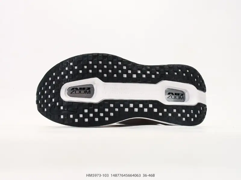 ナイキ ランニングシューズ 滑り止め ローカット エアクッション HM5973-103 #14877645664063