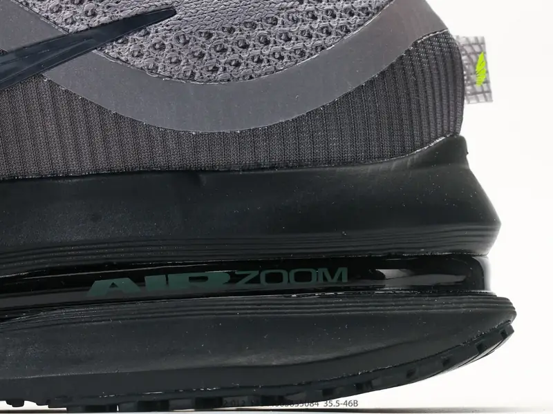 Nike Freizeitschuhe Gedämpft Luftpolster HQ2592-012 #14344063835084