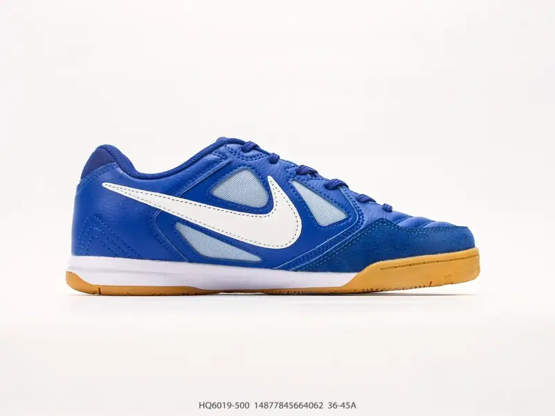 Nike Scarpe sportive Comodo HQ6019-500 #14877845664062
