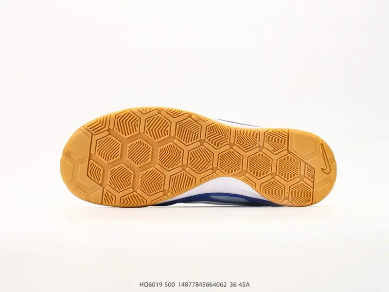 Nike Scarpe sportive Comodo HQ6019-500 #14877845664062