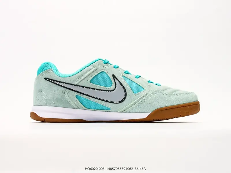 Nike Scarpe sportive Comodo HQ6020-003 #14857955394062