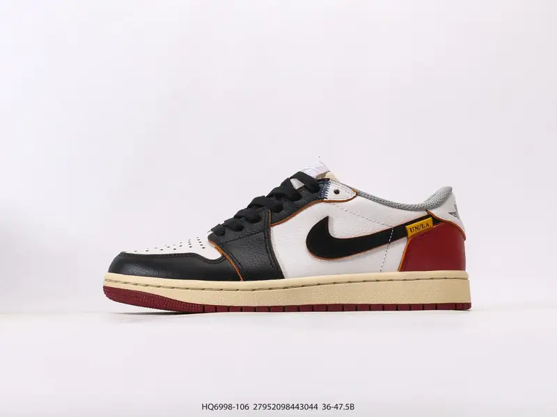 Nike Baskets de basketball Rétro Classique Basse HQ6998-106 #27952098443044