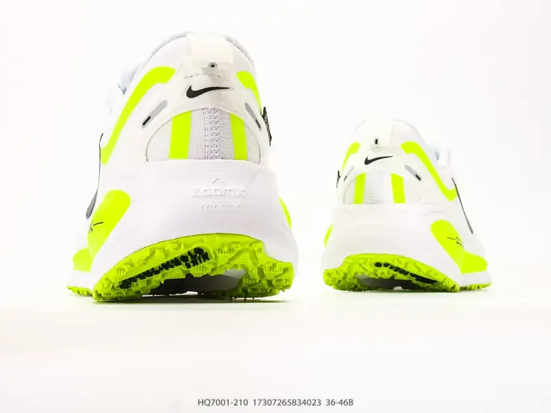Nike Freizeitschuhe Gedämpft HQ7001-210 #17307265834023