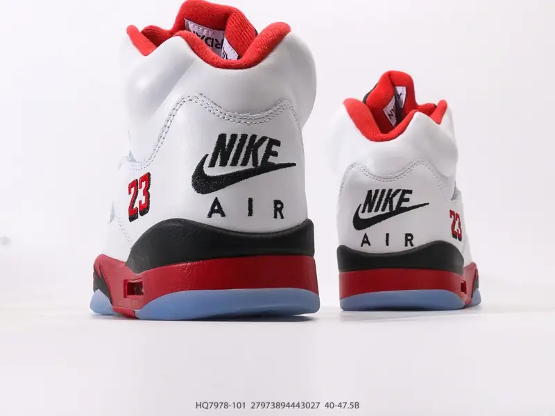 Nike Scarpe da basket Retro Medio Pelle HQ7978-101 #27973894443027