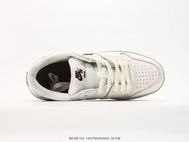 Nike Baskets de basketball Classique Basse IB0108-102 #14037965834003