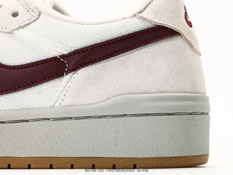 Nike Baskets de basketball Classique Basse IB0108-102 #14037965834003