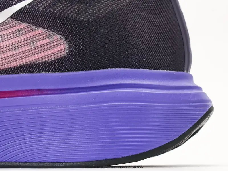 Nike Chaussures de running Respirant IB1881-105 #17457155394003