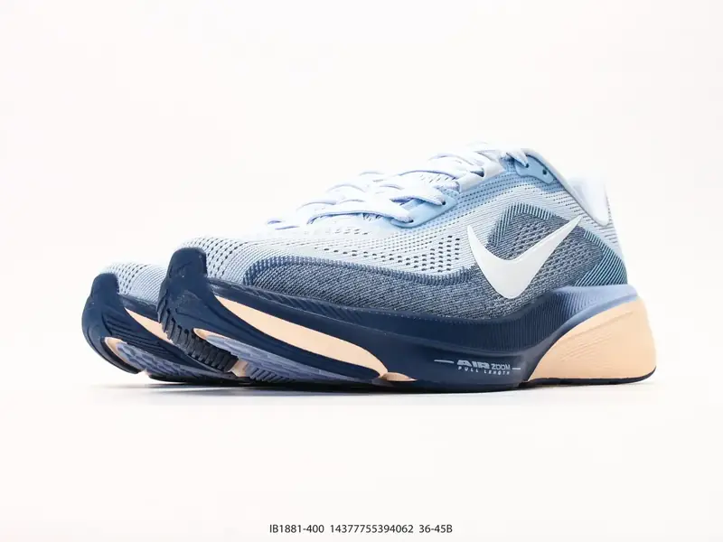 Nike Chaussures de sport Amorti IB1881-400 #14377755394062