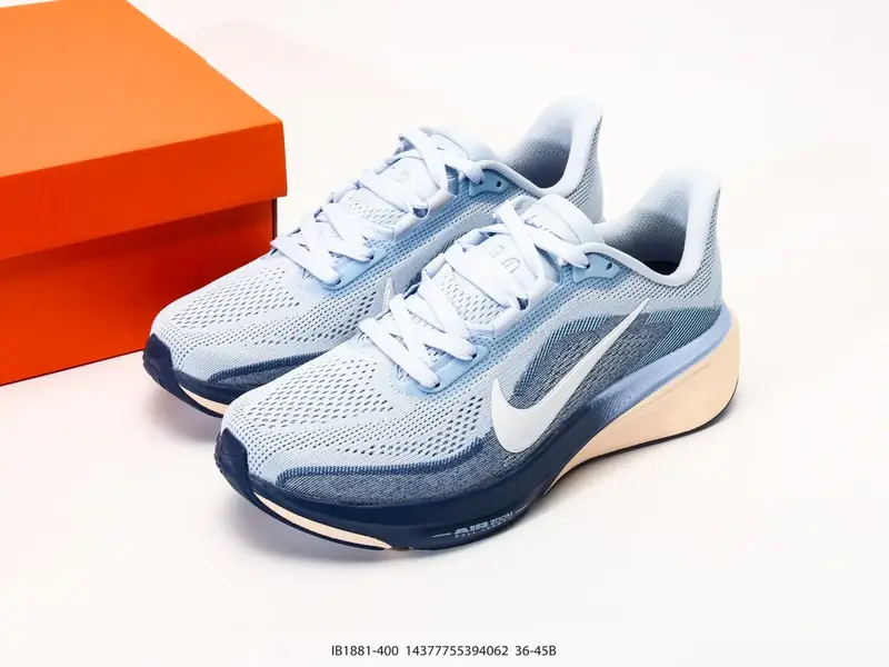 Nike Chaussures de sport Amorti IB1881-400 #14377755394062