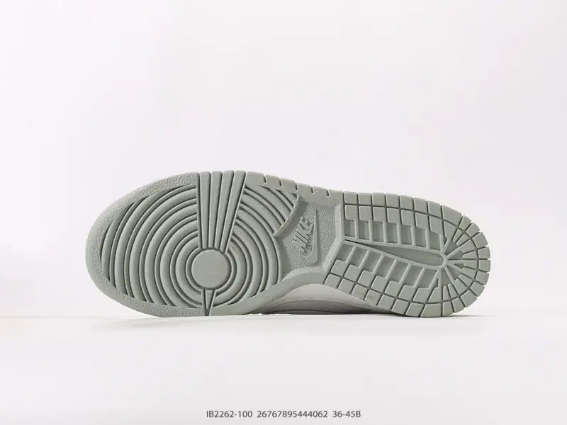 Nike Chaussures de sport Rétro Basse Coussin d'air IB2262-100 #26767895444062