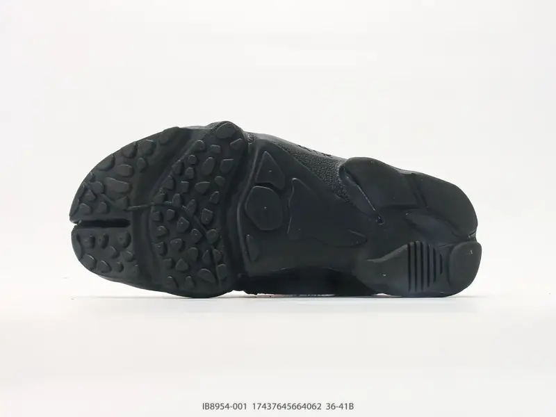 Nike Sepatu Olahraga Bantalan Nyaman IB8954-001 #17437645664062