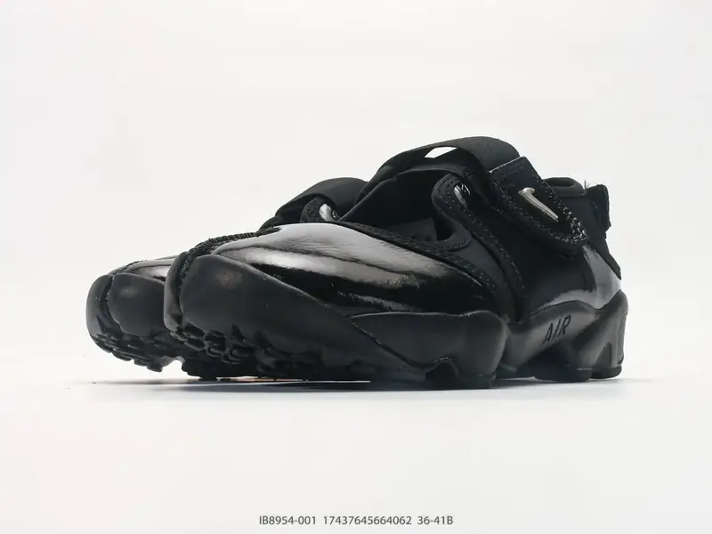 Nike Sepatu Olahraga Bantalan Nyaman IB8954-001 #17437645664062