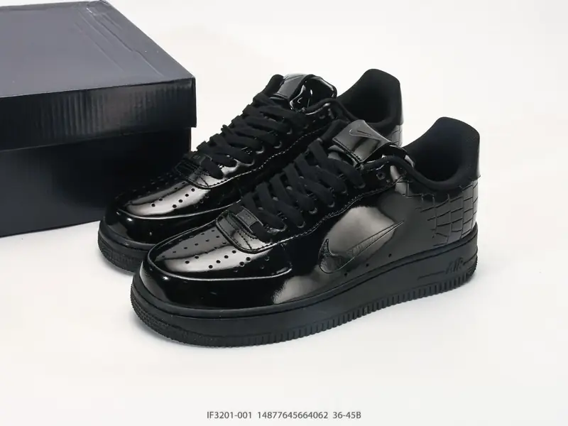 ナイキ スポーツシューズ レトロ クッション 厚底 IF3201-001 #14877635664062