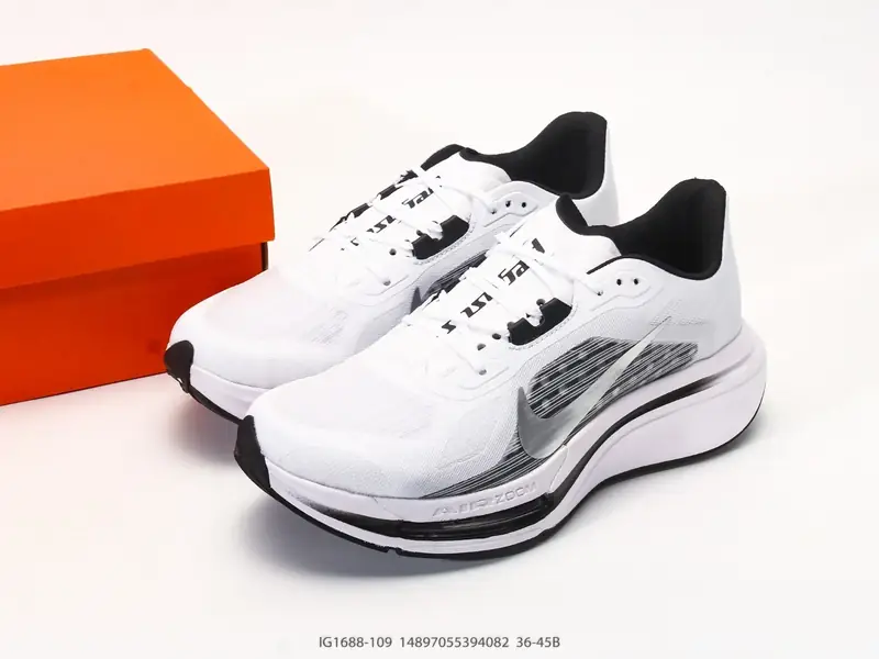 Nike Chaussures de running Respirant IG1688-109 #14897055394082