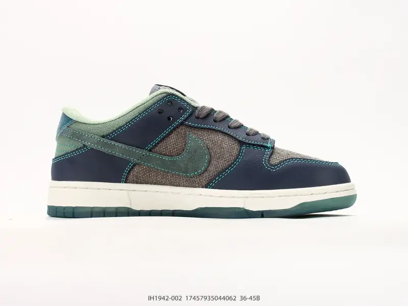Nike Scarpe sportive Retro Basso Cuscino d'aria IH1942-002 #17457935044062