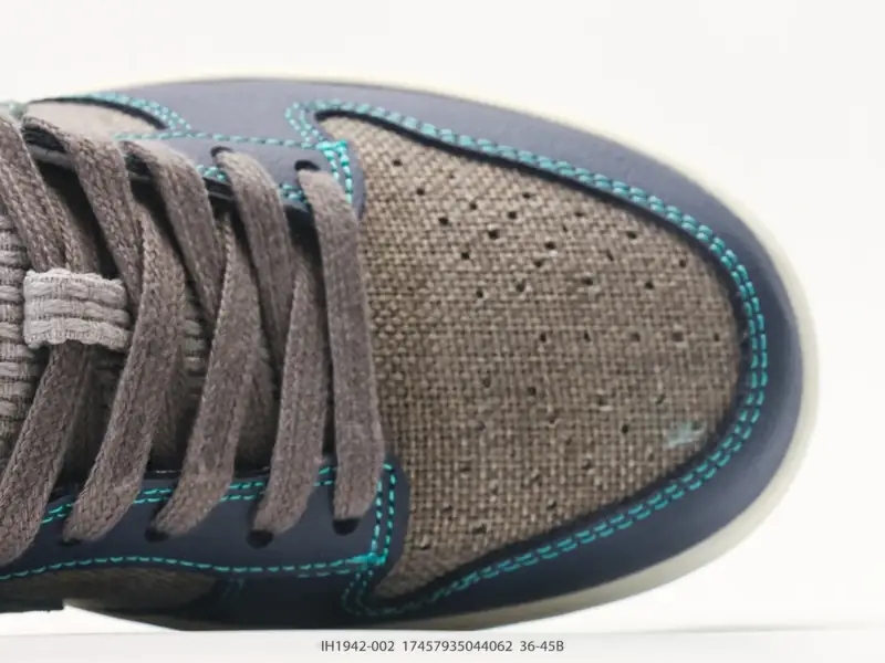 Nike Scarpe sportive Retro Basso Cuscino d'aria IH1942-002 #17457935044062