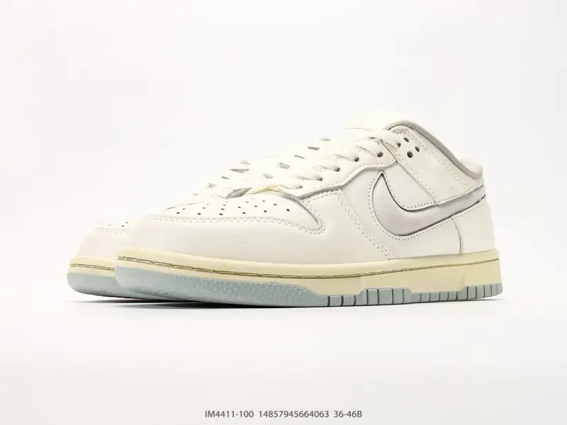 Nike Scarpe sportive Retro Basso Cuscino d'aria IM4411-100 #14857945664063
