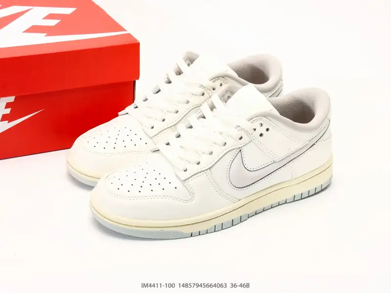 Nike Scarpe sportive Retro Basso Cuscino d'aria IM4411-100 #14857945664063