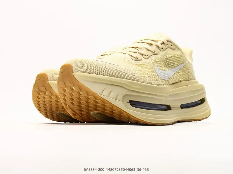 Nike VOMERO PREMIUM 耐克 舒适减震防滑 低帮跑步鞋 全掌ReactX泡绵 IM8334-200 #14807235044063