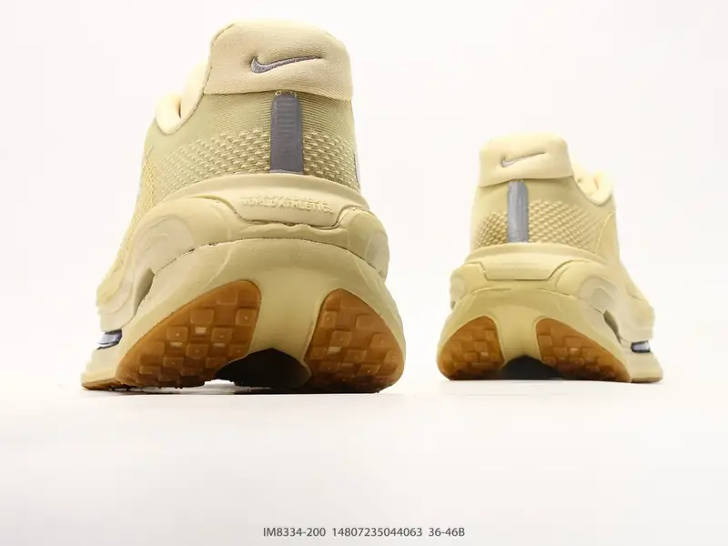 Nike VOMERO PREMIUM 耐克 舒适减震防滑 低帮跑步鞋 全掌ReactX泡绵 IM8334-200 #14807235044063