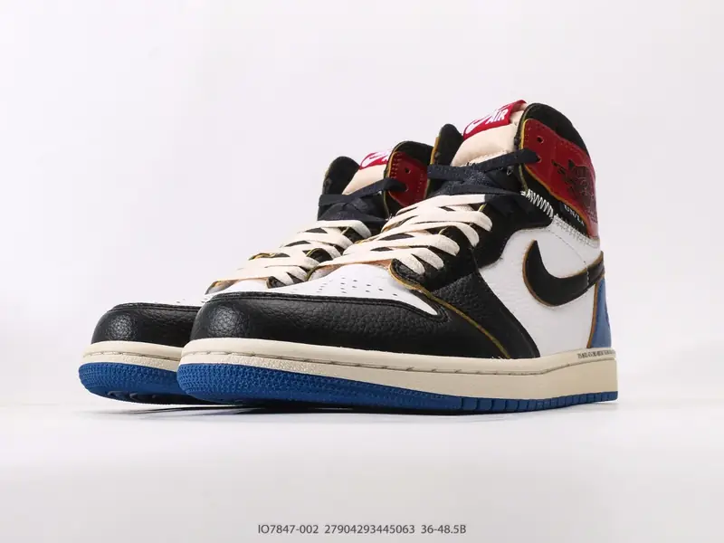Nike Baskets de basketball Collaboration Montante IO7847-002 #27904293445063