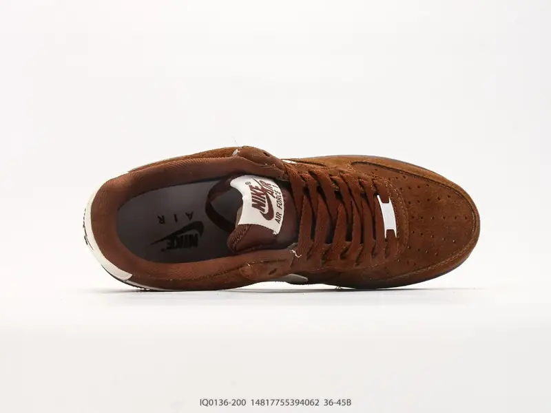 Nike Chaussures de sport Rétro Amorti Surélevé IQ0136-200 #14817755394042