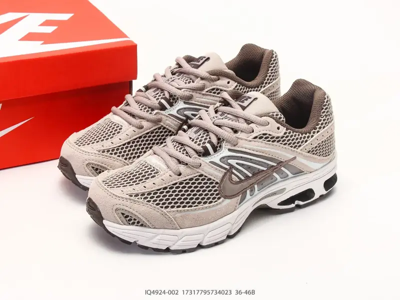ナイキ ランニングシューズ 耐久性 合わせやすい ローカット IQ4924-002 #17317795734023