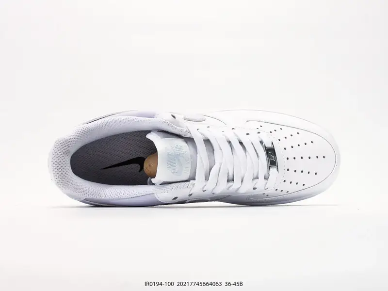 Nike Chaussures de sport Rétro Amorti Surélevé IR0194-100 #20217745664063