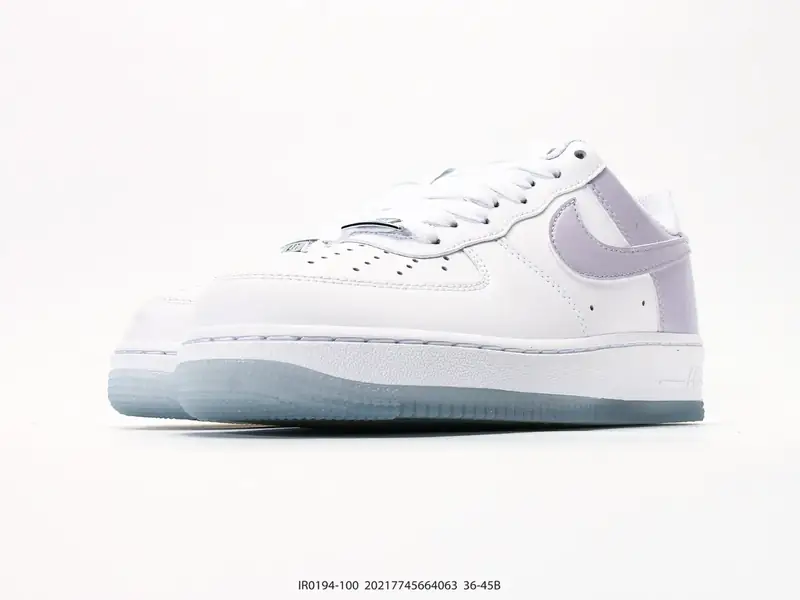 Nike Chaussures de sport Rétro Amorti Surélevé IR0194-100 #20217745664063