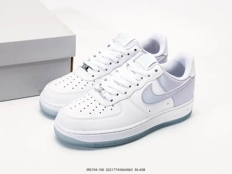 Nike Chaussures de sport Rétro Amorti Surélevé IR0194-100 #20217745664063