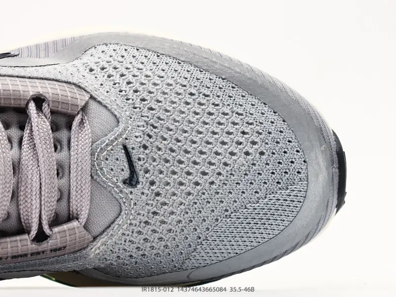 NIKE PEGASUS PREMIUM 耐克 飞马公路跑步鞋 有史以来第一双拥有弯曲全掌的AIR ZOOM气垫，且结合ZOOM X 和REACT X 三明治的科技结构 IR1815-012 #14374643665084
