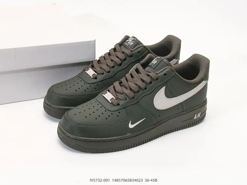 Nike Sepatu Olahraga Retro Bantalan Serbaguna IV5732-001 #14857065834023