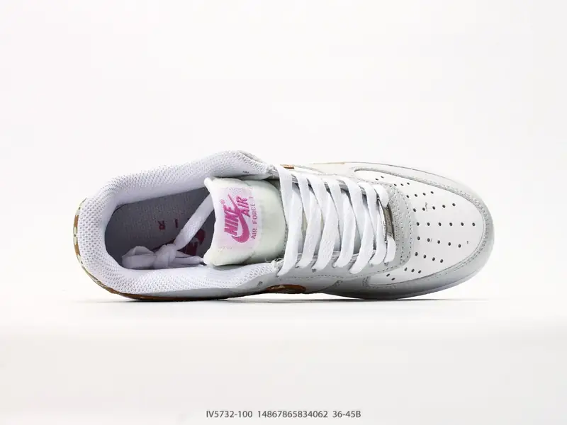 Nike Sepatu Olahraga Retro Bantalan Tinggi IV5732-100 #14867965834062