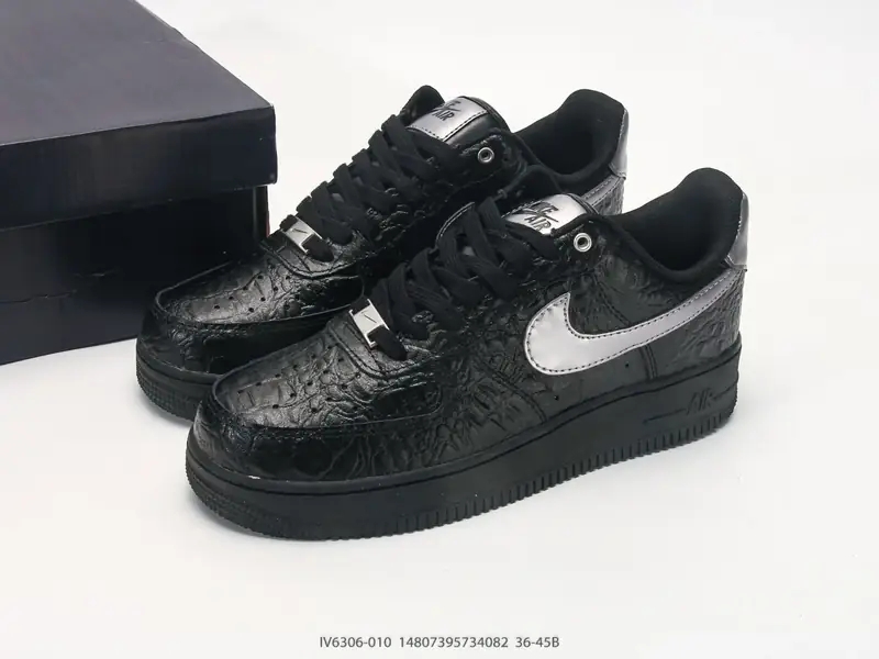 Nike Sepatu Olahraga Retro Bantalan Serbaguna IV6306-010 #14807395734082