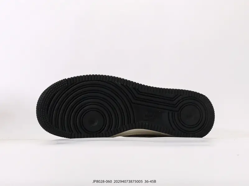 耐克Nike Air Force 1 Low 空军一号低帮百搭休闲运动板鞋 柔软、弹性十足的缓震性能和出色的 JP8028-060 #20294073875005