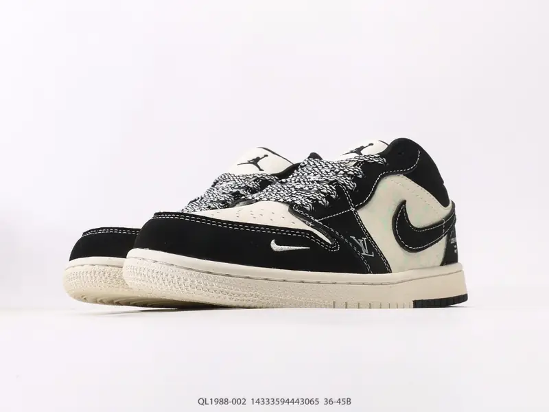 Nike Scarpe da basket Retro Classico Basso QL1988-002 #14333594443065