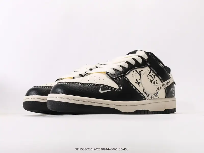 耐克NIKE DUNK LOW 扣篮系列 复古低帮休闲运动滑板板鞋 XD1588-236 #20253094443065