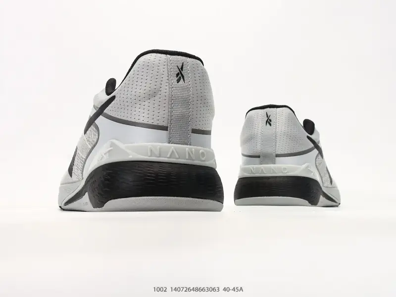 Reebok Nano X5 是锐步（Reebok）推出的最新一代综合训练鞋，专为 CrossFit、高强度间歇训练（HIIT）、力量举重及多功能健身 1002 #14072648663063