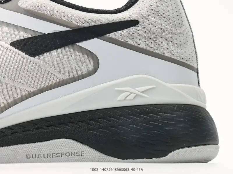 Reebok Nano X5 是锐步（Reebok）推出的最新一代综合训练鞋，专为 CrossFit、高强度间歇训练（HIIT）、力量举重及多功能健身 1002 #14072648663063