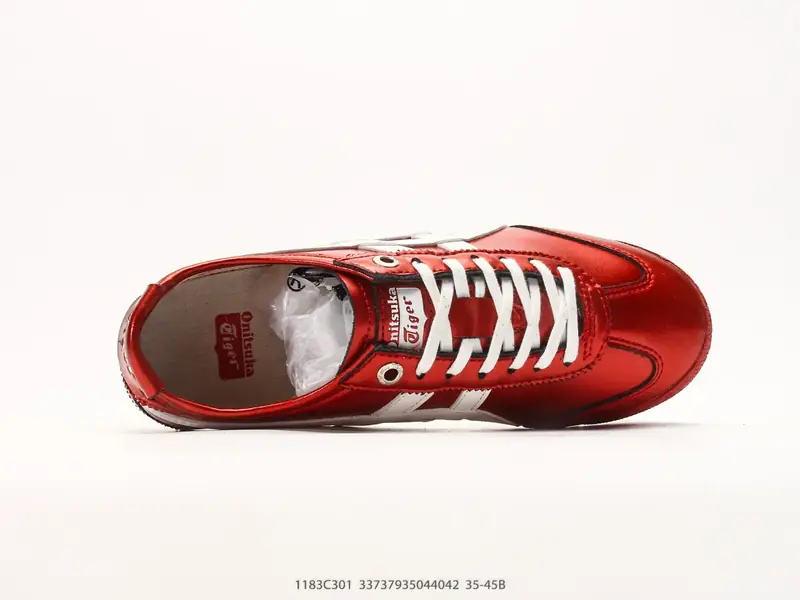 Onitsuka Tiger鬼塚虎 MEXICO 66 NM 皮革尼龙拼接 舒适柔软 低帮休闲板鞋 鞋舌处印有鬼塚虎特有的 1183C301 #33737935044042